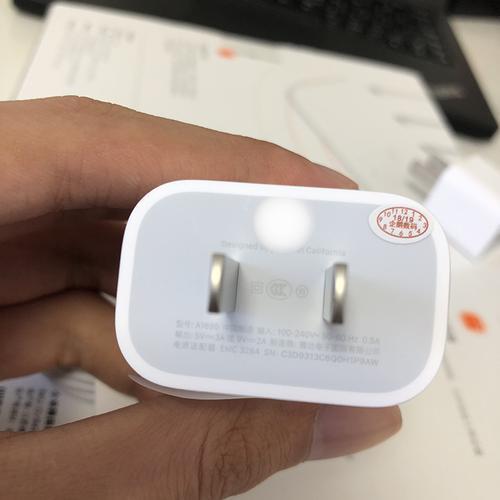 苹果12用普通充电器多久充满