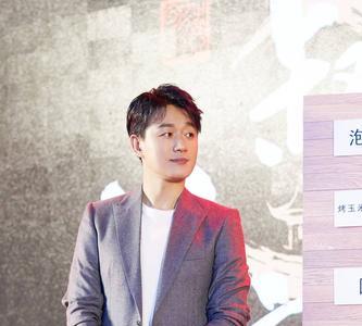 关子檀干什么的