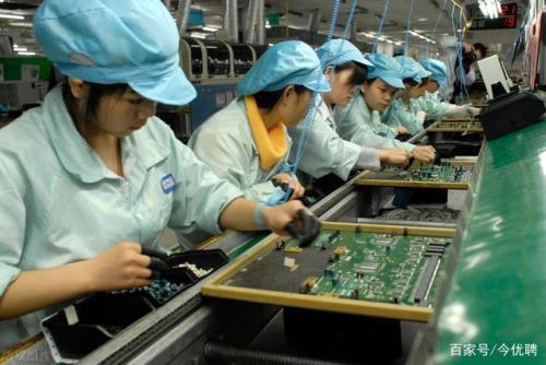 电子厂和超市哪个好