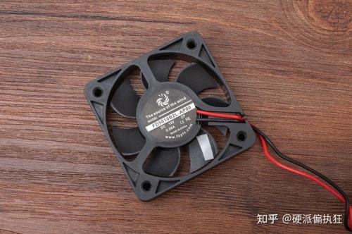 k7和kd7破坏版哪个更好