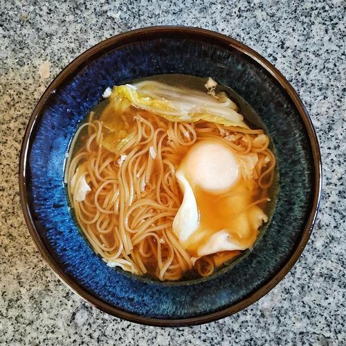 四人吃面条用多些面