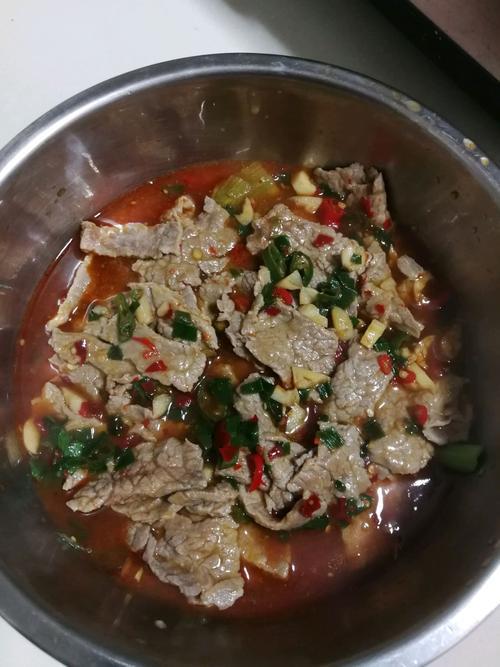四川简阳牛肉汤锅的做法