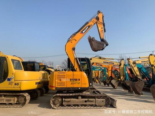 三一挖机2000个小时主要保养什么