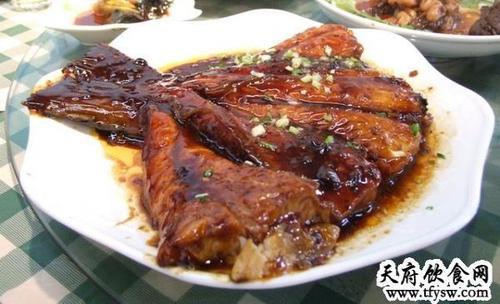 冠青鱼做法