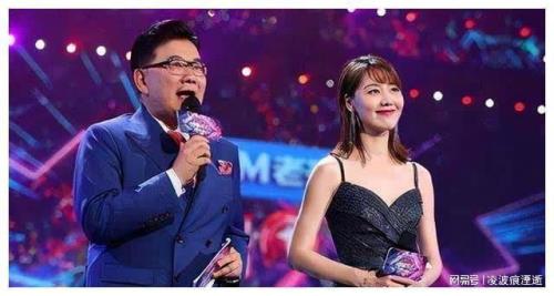 曹可凡和王冠是夫妻吗