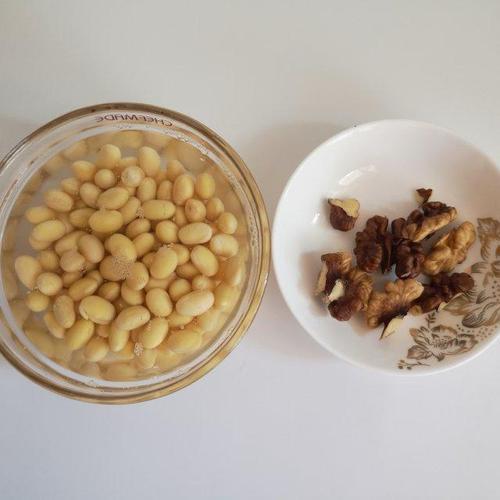 如何给黄豆去皮