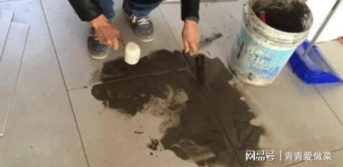 地砖松动灌浆修复法
