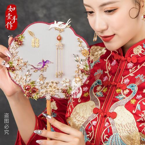 团扇婚礼当天什么时候开始拿