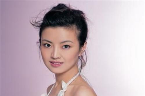 焦点访谈的女主持人有哪些