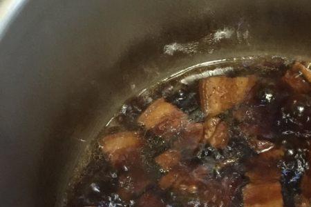 红烧肉放高压锅上气多少分钟好