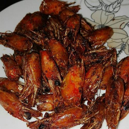 炸虾头怎么清理