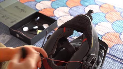 维迈通v9s耳机左右声音不一样