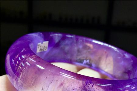 紫水晶镯子真假鉴别