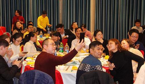 领导请员工家属吃饭怎么感谢