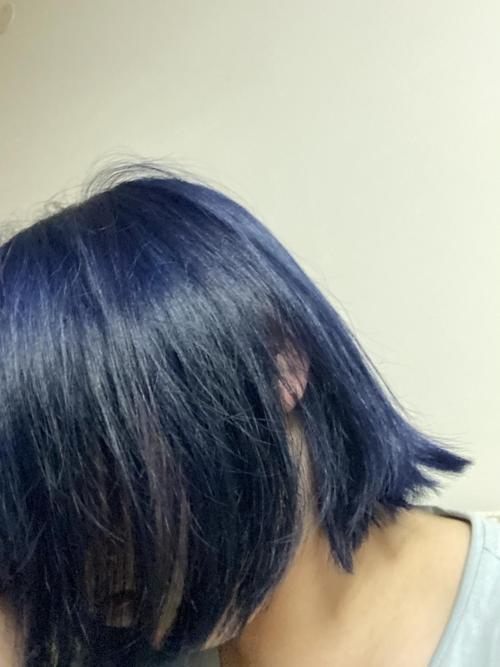 头发刚染完过几天灰变吗