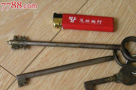 大锁子钥匙只能拧半圈