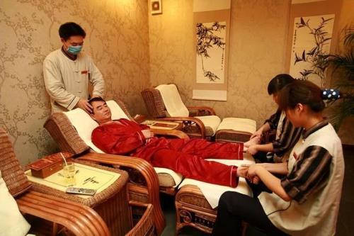 偶尔去足浴店正常么