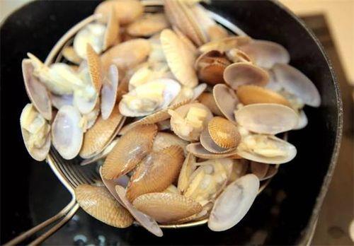 泡花甲放什么吐沙