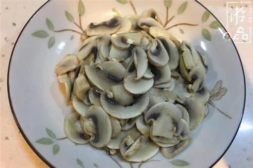 蘑菇焯水怎么样才能去味