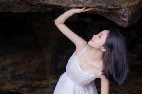 面对女生总是不好意思。怎么办