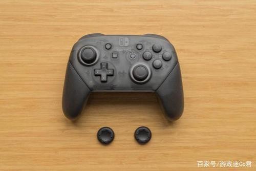 switchpro手柄要充电多久
