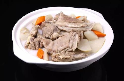 清炖羊肉是怎么做的