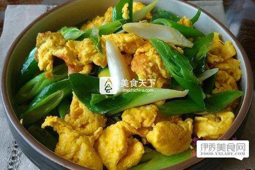 大葱炒鸡蛋的做法