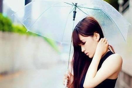 巨蟹男会反反复复推开一个人吗