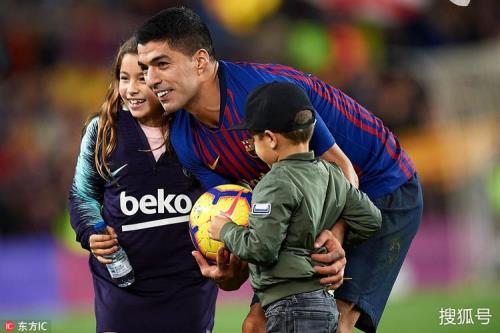 苏亚雷斯有几个孩子