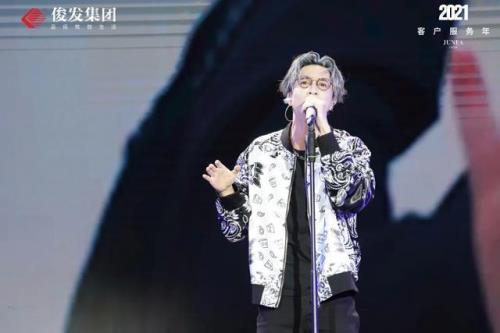 薛之谦是张信哲粉丝吗