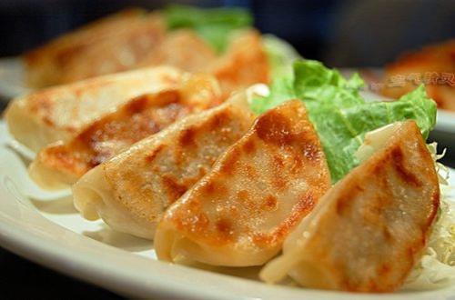 如何做锅铁饺子