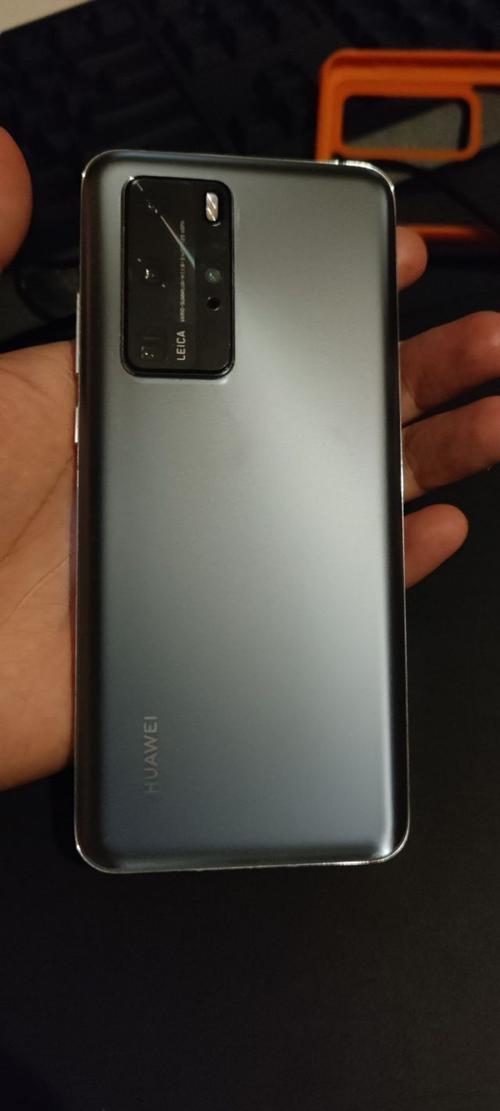 华为p40耳机一边声音大一边声音小