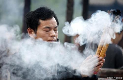 好兄弟过世春节如何祭拜