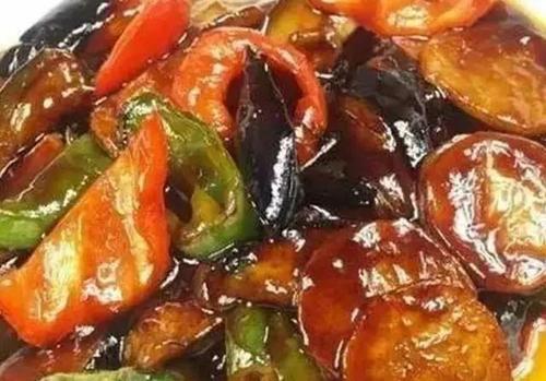 烧茄子和地三鲜口味一样吗