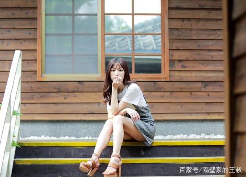 楼梯姐是什么意思