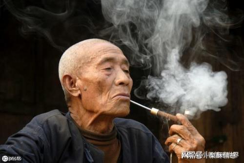 是不是人一辛苦就老得快呀