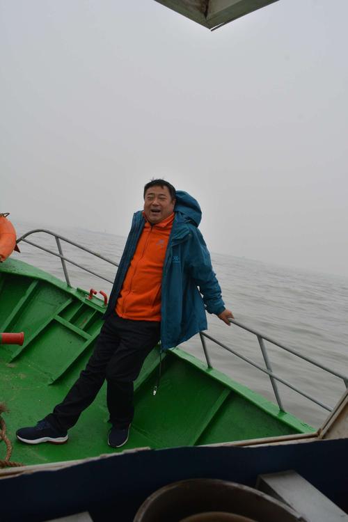 坐车要坐车头坐船要坐船尾