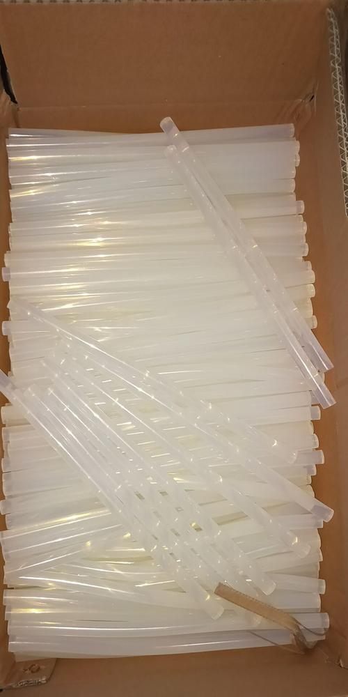瓷砖上的热熔胶怎么去除