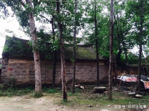 乡下目光什么意思