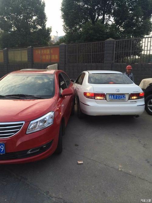 剐蹭了车但是没跑算肇事逃逸嘛