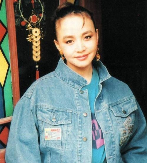 宋丹丹出道时间