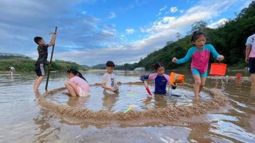 抓虾前喂料行吗