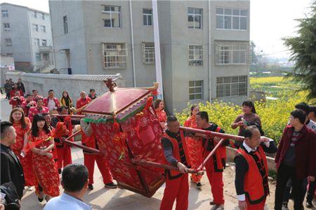 陕北结婚为什么颠轿