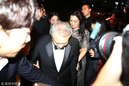 为什么巩俐不颁奖