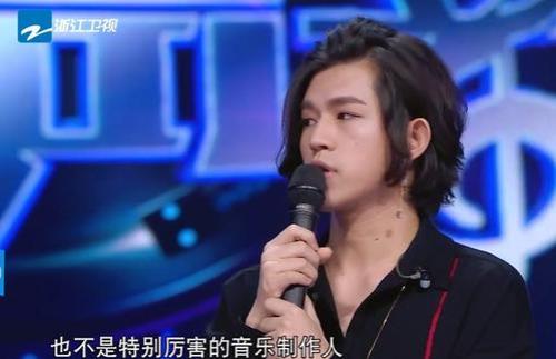 男生唱歌好听怎么形容