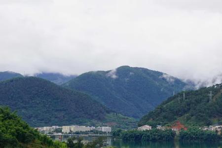 攀枝花避暑包吃住