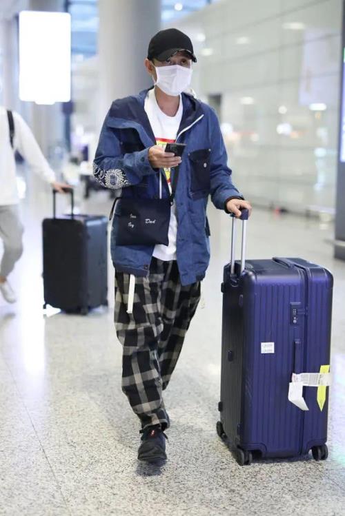 文章的，身高多少