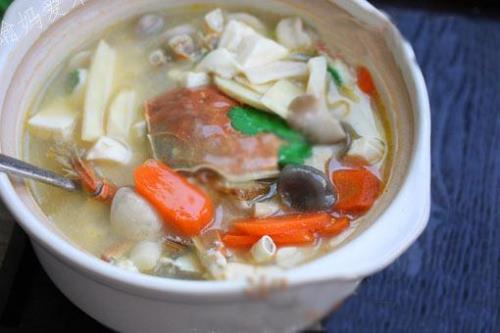螃蟹炖豆腐怎么做好吃