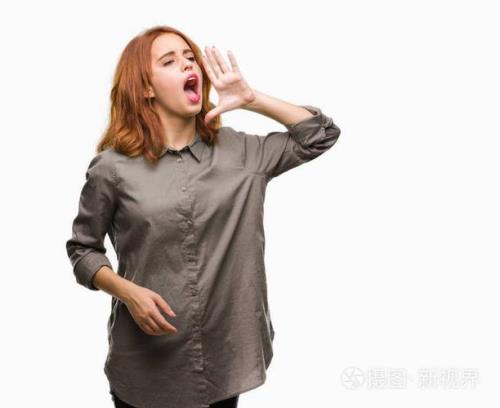 女生大声尖叫怎么回事