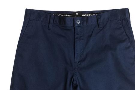 shoes和shorts发音相同吗